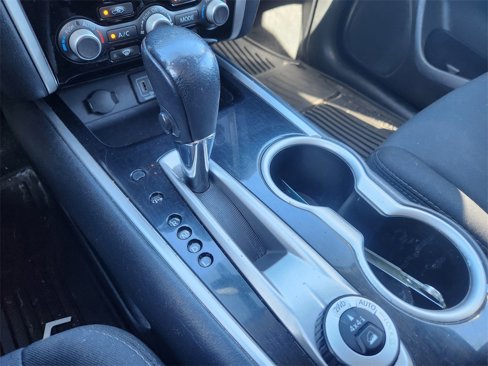 Used 2018 Nissan Pathfinder SV image 22