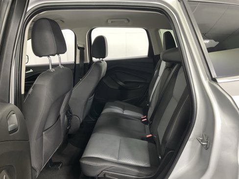 Used 2017 Ford Escape SE image 32