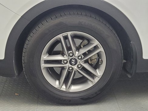 Used 2018 Hyundai Santa Fe Sport w/ 2.4L Value Package 02 image 31
