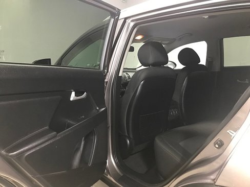 Used 2015 Kia Sportage LX image 18