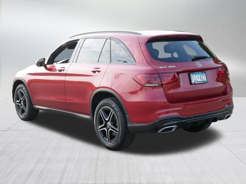 Used 2021 Mercedes-Benz GLC 300 4MATIC image 5