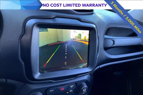 Used 2022 Jeep Renegade Limited image 21