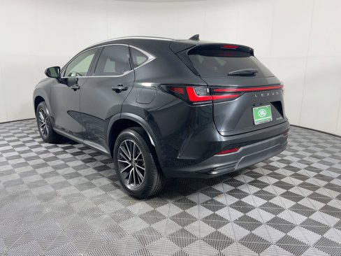 Used 2022 Lexus NX 250 FWD image 3