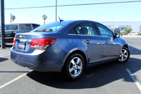 Used 2014 Chevrolet Cruze LT image 2