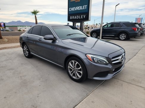 Used 2017 Mercedes-Benz C 300 4MATIC Sedan image 2