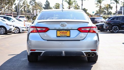 Used 2020 Toyota Camry SE image 10