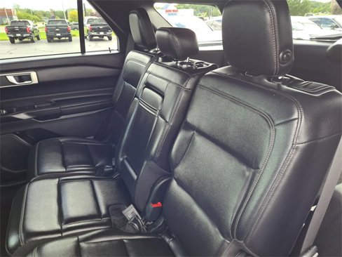 Used 2020 Ford Explorer XLT w/ Equipment Group 202A image 22