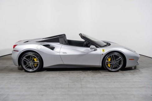 Used 2016 Ferrari 488 Spider image 4