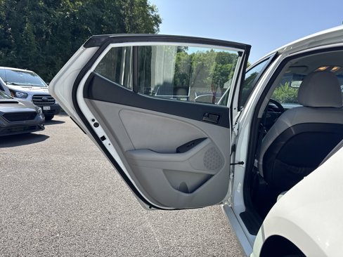 Used 2012 Kia Optima LX image 25