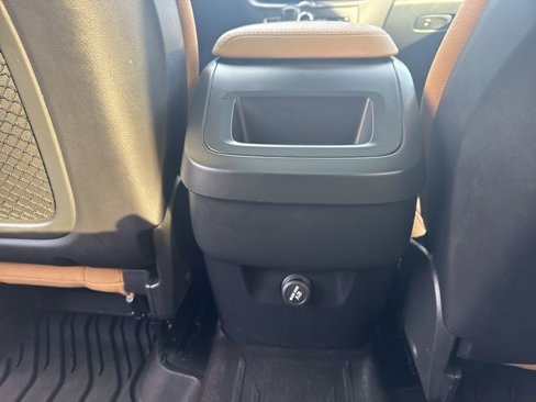 Used 2020 Volvo XC60 T6 Momentum image 12