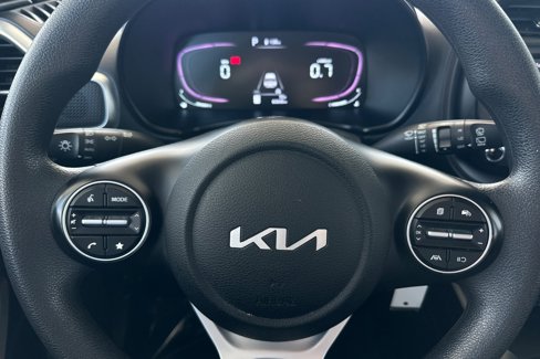 Used 2023 Kia Soul LX w/ LX Technology Package image 27