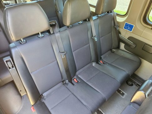 Used 2018 Mercedes-Benz Sprinter 2500 image 16