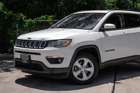Used 2020 Jeep Compass Latitude w/ Cold Weather Group image 12