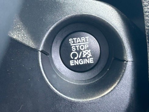 Used 2021 Jeep Compass Latitude image 43