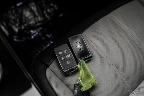 Used 2023 Land Rover Range Rover Evoque R-Dynamic S image 73