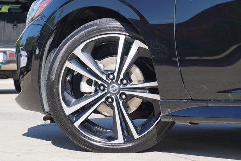 Used 2020 Nissan Sentra SR w/ Premium Package image 14
