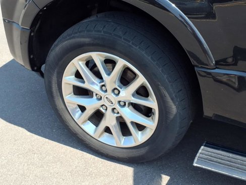 Used 2015 Ford Expedition Limited w/ Equipment Group 301A image 33