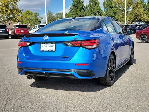 New 2025 Nissan Sentra SR w/ Midnight Edition image 10
