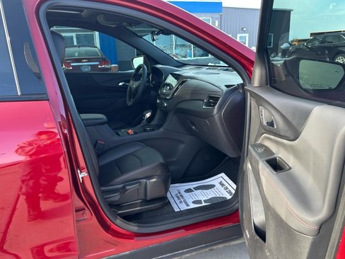 Used 2024 Chevrolet Equinox RS w/ RS Leather Package image 25