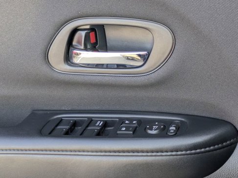 Used 2020 Honda HR-V Sport image 23
