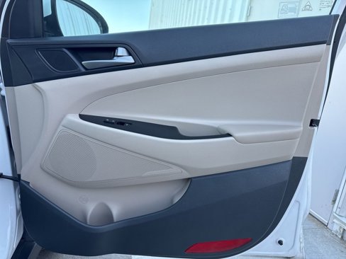 Used 2017 Hyundai Tucson SE image 34