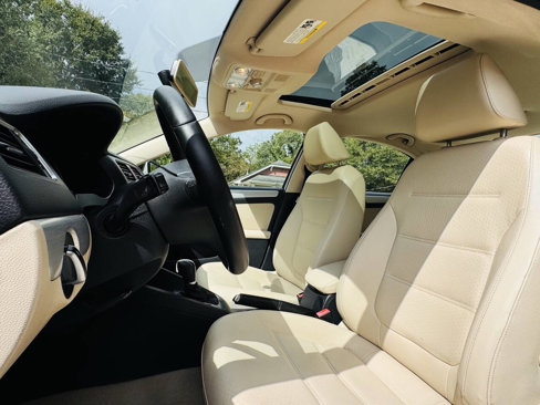 Used 2013 Volkswagen Jetta SEL image 12