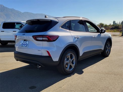 New 2025 Ford Escape ST-Line w/ Equipment Group 301A image 11