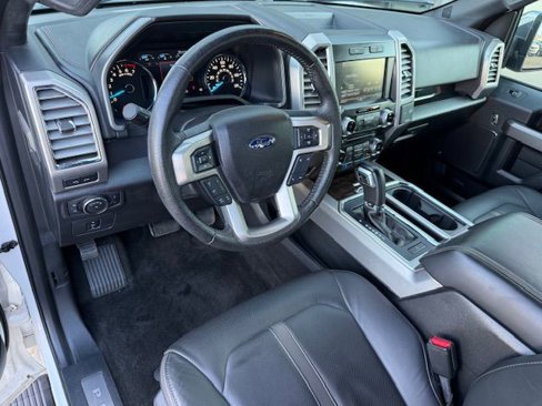 Used 2015 Ford F150 Platinum w/ Equipment Group 701A Luxury image 10