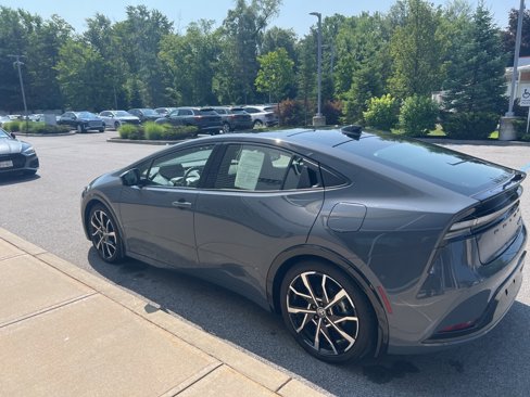 Used 2024 Toyota Prius Prime Premium w/ Advanced Technology Package image 44