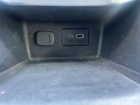 Used 2020 GMC Acadia SLE image 21