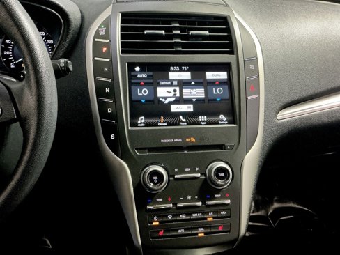 Used 2017 Lincoln MKC Premiere image 28