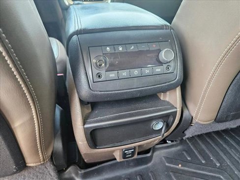 Used 2016 GMC Acadia SLT w/ Open Road Package image 19