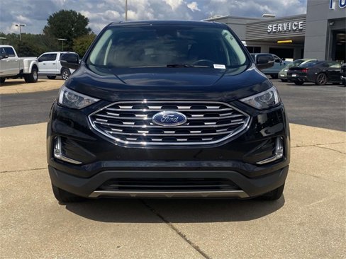 Used 2024 Ford Edge Titanium image 6