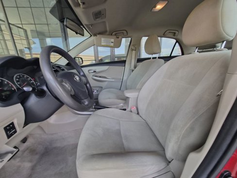 Used 2012 Toyota Corolla LE image 9