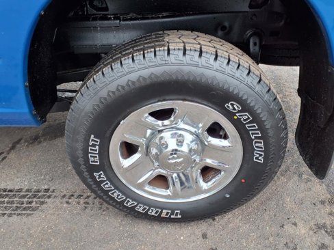 Used 2018 RAM 2500 Tradesman w/ Chrome Appearance Group image 15