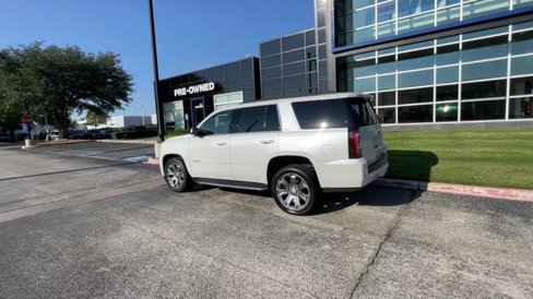 Used 2017 GMC Yukon SLT w/ Open Road Package image 3