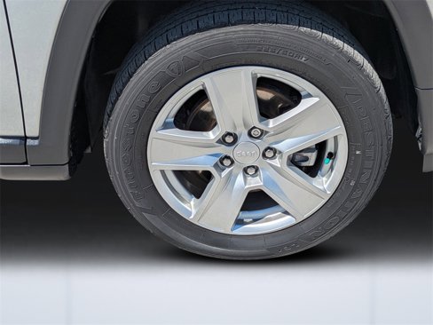 Used 2022 Jeep Compass Latitude w/ Convenience Group image 11