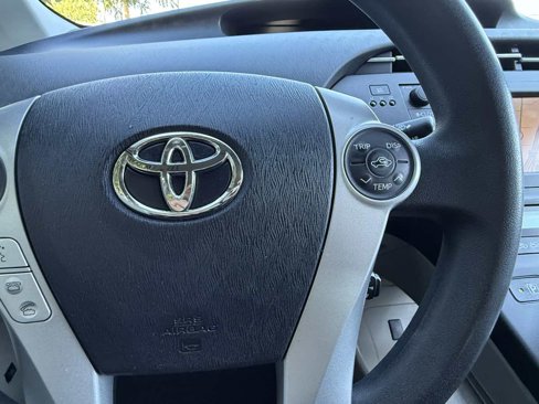 Used 2011 Toyota Prius Three image 16