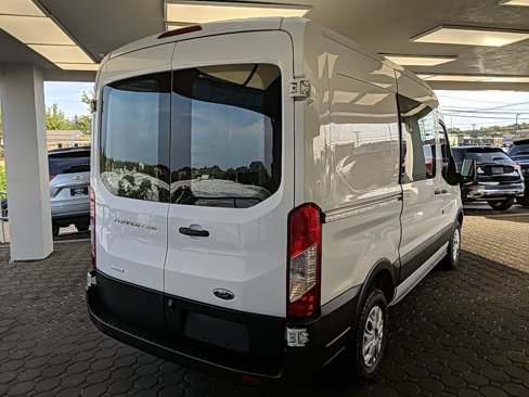 Used 2017 Ford Transit 250 130 Medium Roof image 5