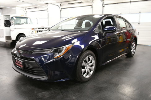 Certified 2023 Toyota Corolla LE image 3