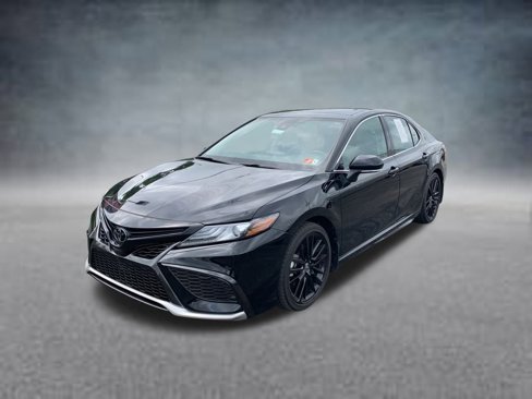 Used 2023 Toyota Camry XSE image 7
