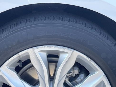 Used 2023 Chevrolet Malibu LT image 30