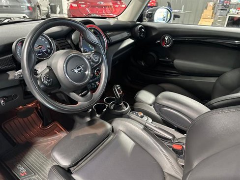 Used 2020 MINI Cooper S image 17