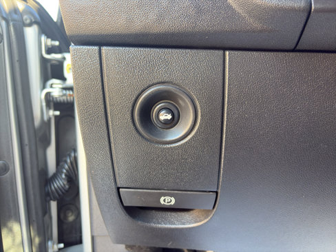Used 2010 Dodge Challenger R/T image 15