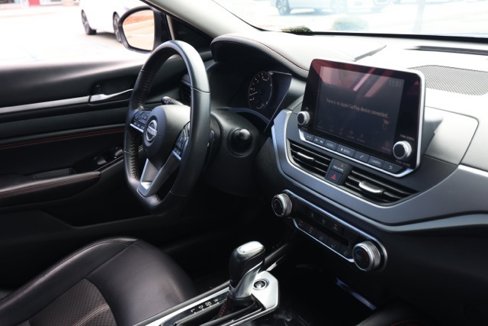 Used 2023 Nissan Altima 2.5 SR image 19