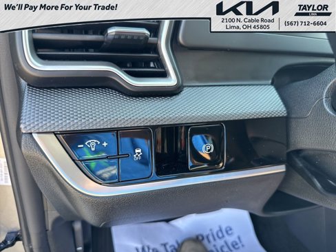 Used 2024 Kia Sportage LX image 22