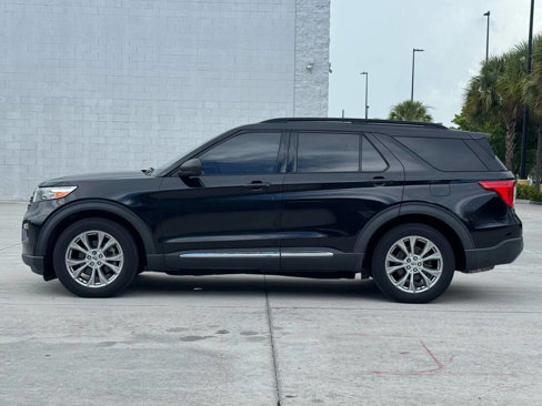 Used 2020 Ford Explorer XLT w/ Equipment Group 202A image 8