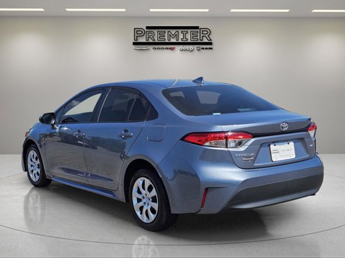 Used 2024 Toyota Corolla LE image 7