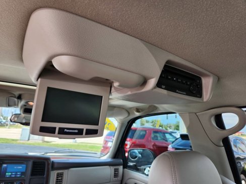 Used 2005 Cadillac Escalade EXT image 34