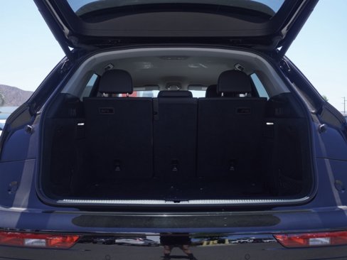 Used 2021 Audi Q5 e Premium image 6